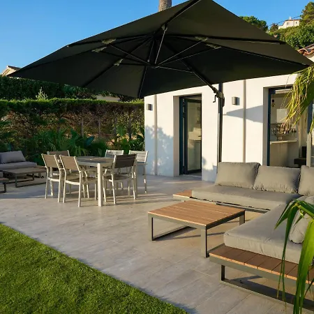 6 Pers A 30m De La * 생트막시메